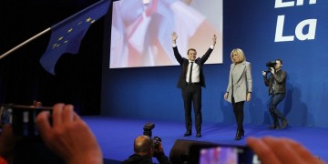 Συσπείρωση υπέρ Μακρόν ενόψει του β΄ γύρου των προεδρικών εκλογών στη Γαλλία