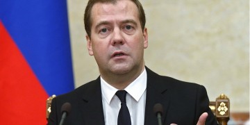 Ρωσία: Απαγόρευση στις εξαγωγές πετρελαίου και πετρελαιοειδών στην Ουκρανία