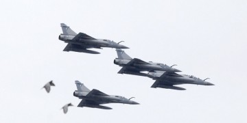 Έξι τουρκικά μαχητικά πέταξαν πάνω από την Κίναρο