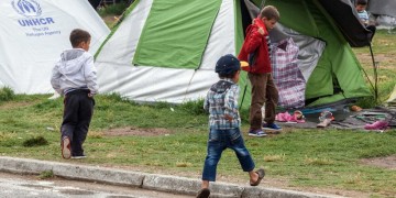 Προσφυγόπουλα στην Ελλάδα πουλάνε το κορμί τους για 15 ευρώ!