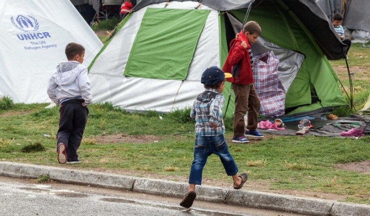 Προσφυγόπουλα στην Ελλάδα πουλάνε το κορμί τους για 15 ευρώ!