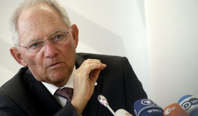 Σόιμπλε: Κίνδυνος δικτατορίας αν επικρατήσει το «Ναι» στην Τουρκία