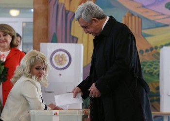 Προηγείται το κυβερνών κόμμα στις εκλογές της Αρμενίας