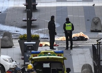 Στοκχόλμη: Βίντεο ντοκουμέντο με το φορτηγό-φονιά