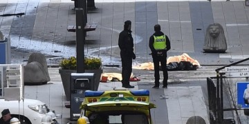 Στοκχόλμη: Βίντεο ντοκουμέντο με το φορτηγό-φονιά