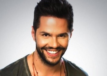 Певец из Греции Георгиос Цаликис на BouzoukiNight в Геленджике (видео)