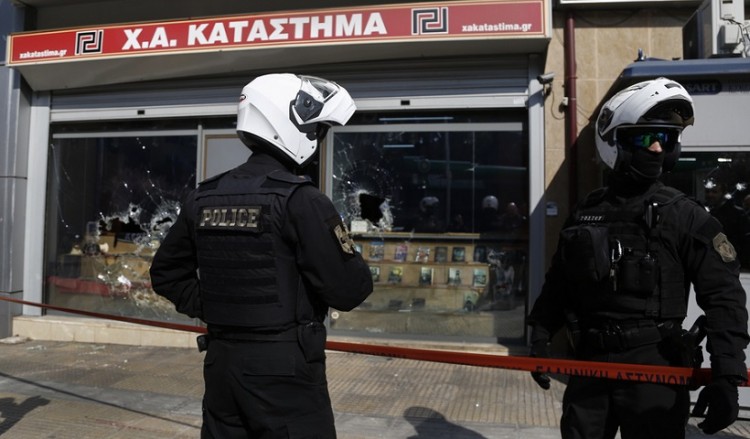 Ποιος είναι ο 42χρονος χρυσαυγίτης που απολογείται για τον ξυλοδαρμό του φοιτητή