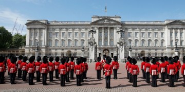 Φήμες ότι απεβίωσε ο πρίγκιπας Φίλιππος της Βρετανίας