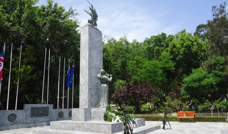 Τιμήθηκε η 76η επέτειος από τη Μάχη της Κρήτης