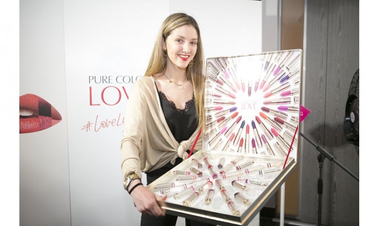 Lip Sync Battle για το λανσάρισμα του Pure Color LOVE της Estee Lauder