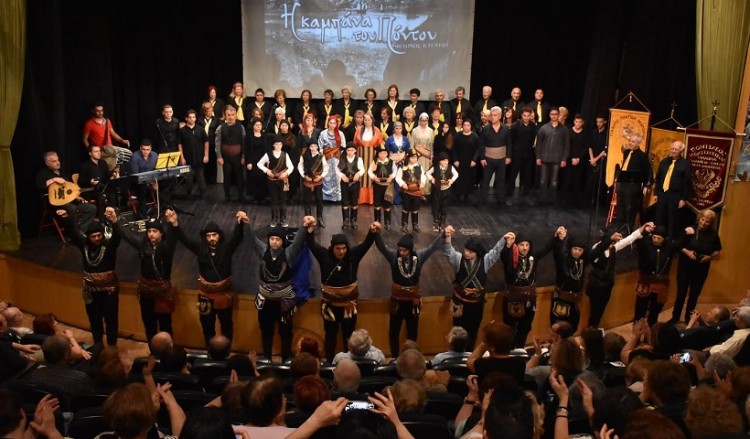 Ο θρήνος της Τραπεζούντας στο Κλειστό Δημοτικό Θέατρο Συκεών Θεσσαλονίκης (φωτο)