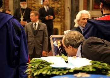Η εξόδιος ακολουθία του Κωνσταντίνου Μητσοτάκη στη Μητρόπολη Αθηνών (φωτο)