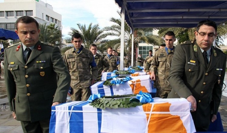 Επιστρέφουν από την Κύπρο τα 17 λείψανα Ελλήνων στρατιωτικών της επιχείρησης «Νίκη»