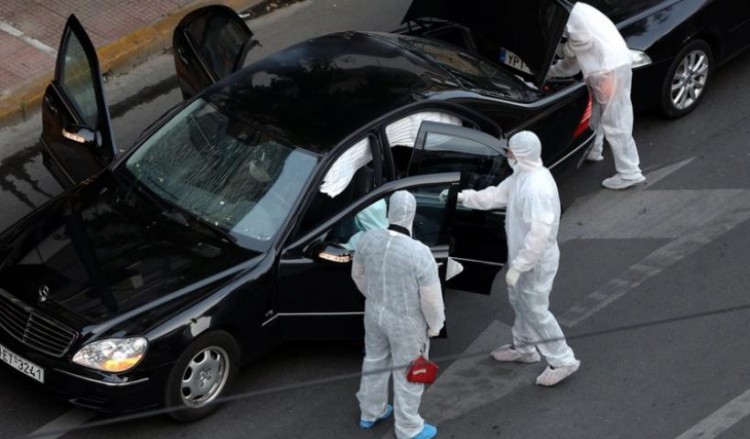 Правительство Греции считает терактом покушение на экс-премьера Пападимоса