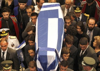 Σε κλίμα συγκίνησης το ύστατο χαίρε στον Κωνσταντίνο Μητσοτάκη