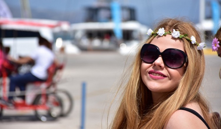 «Ηandelsblatt»: Τουριστική έκρηξη στην Ελλάδα