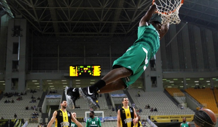 Basket League: Ο Παναθηναϊκός στους τελικούς με νίκη επί της ΑΕΚ