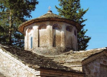 Άρπαξαν 11 εικόνες από ναό στα ελληνοαλβανικά σύνορα