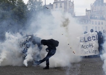 Επεισοδιακή Πρωτομαγιά στο Παρίσι