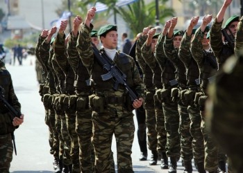 Τροπολογία ξεμπλοκάρει την προκαταβολή σύνταξης στους ένστολους