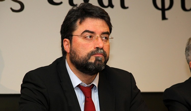 Βασίλης Οικονόμου κατά Ιβάν Σαββίδη