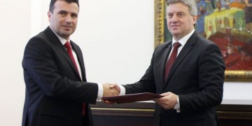 ΠΓΔΜ: Ο Ζάεφ κατηγορεί τον πρόεδρο της χώρας για παραβίαση του συντάγματος