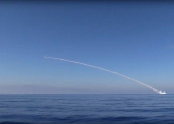 Πυραύλους από τη Μεσόγειο εκτόξευσαν οι Ρώσοι εναντίον του Ισλαμικού Κράτους