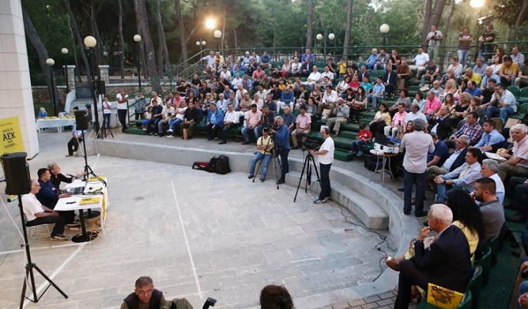 Συγγραφικό ταξίδι στα αχαρτογράφητα νερά της ΑΕΚ