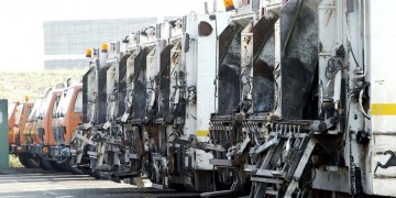 Ηράκλειο: Βγαίνουν τα απορριμματοφόρα στους δρόμους