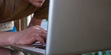 Συνελήφθη 20χρονος με πορνογραφικό υλικό με ανήλικους