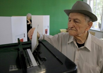 Αλβανία εκλογές: Πυροβόλησαν ψηφοφόρο στη Λέζα