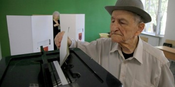 Αλβανία εκλογές: Πυροβόλησαν ψηφοφόρο στη Λέζα