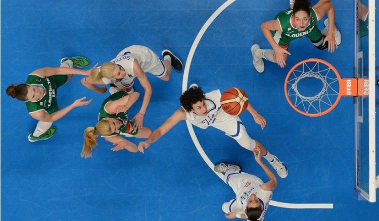 Πρόκριση παρά την ήττα για την Εθνική γυναικών