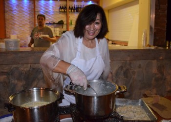 Μύρισε ποντιακά φαγητά η Ρόδος στο 3ο Φεστιβάλ Ποντιακών Εδεσμάτων (φωτο)