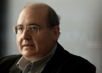 Τα ιστορικά γεγονότα τον διαψεύδουν αλλά ο Νίκος Φίλης εμμένει στις απόψεις του για τη Γενοκτονία των Ποντίων