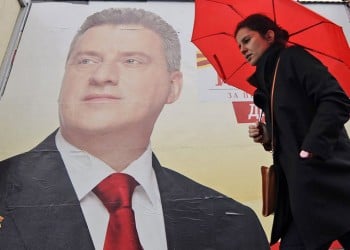 Μαλλιά-κουβάρια Ιβάνοφ-Ζάεφ για τη συμφωνία για το Σκοπιανό
