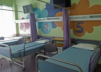 Νεκρό βρέφος στο «Παίδων»: Εξετάζεται και άλλο σενάριο εκτός από την κακοποίηση