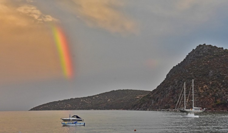 Ραγδαία επιδείνωση του καιρού με βροχές και πτώση θερμοκρασίας