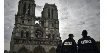 Επίθεση κατά αστυνομικού στην Παναγία των Παρισιών