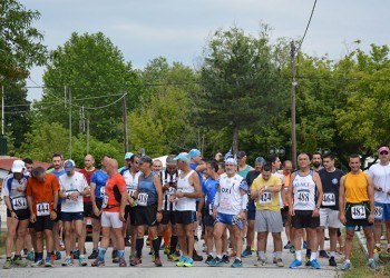 «Απάν' σο ρακανόπον» έτρεξαν στη μνήμη των 353.000 νεκρών της Γενοκτονίας των Ποντίων