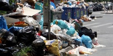 Με επίταξη και εμπλοκή στρατού ενδέχεται να λυθεί το θέμα των σκουπιδιών