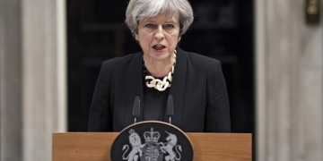 Τέλος στα σενάρια αναβολής των εκλογών έβαλε η Τερέζα Μέι