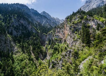 Τα άγνωστα μέρη 1,5 ώρα από την Αθήνα που μοιάζουν με τον Πόντο