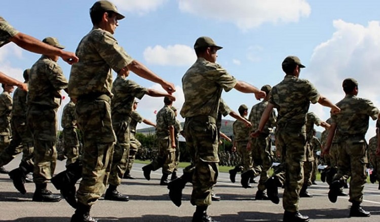 Περισσότεροι από 700 Τούρκοι στρατιώτες στο νοσοκομείο από τροφική δηλητηρίαση