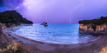 Βροχές και καταιγίδες το σαββατοκύριακο