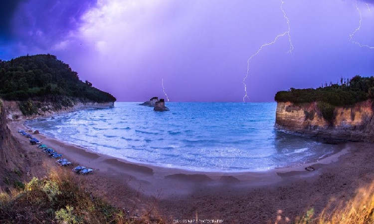 Βροχές και καταιγίδες το σαββατοκύριακο