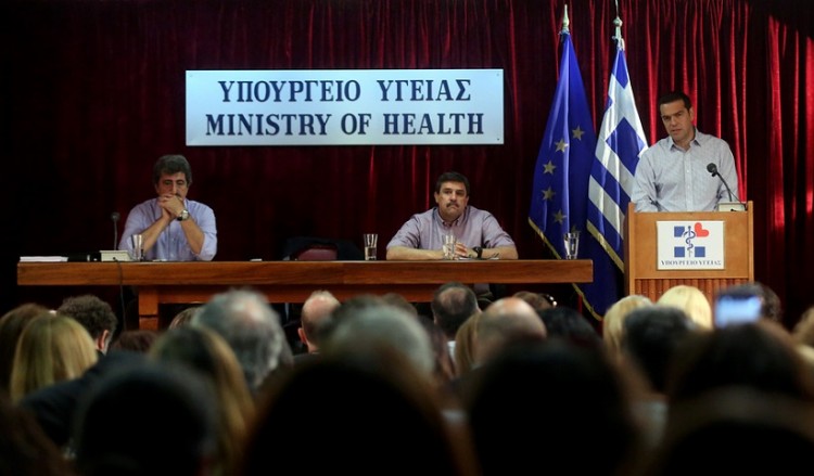 Στήριξη Τσίπρα σε Πολάκη και εξαγγελία προσλήψεων στην Υγεία