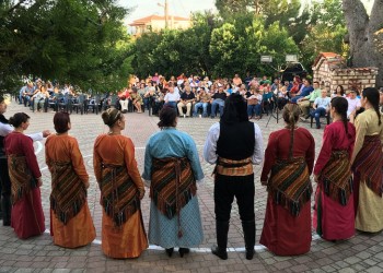 Οι «Κομνηνοί» Εύβοιας έφεραν τον Πόντο στο 3ο Φεστιβάλ Παραδοσιακών Χορών του Δήμου Διρφύων-Μεσσαπίων (φωτο, βίντεο)