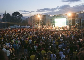 Ολόκληρη η γιορτή της ΑΕΚ στη Νέα Φιλαδέλφεια (βίντεο) – Ξεκινά η κατασκευή της «Αγια-Σοφιάς»