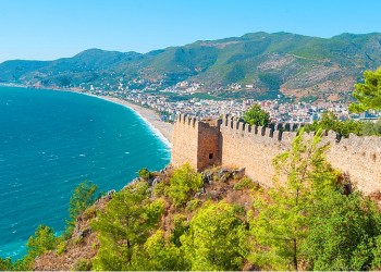 Βρετανίδες τουρίστριες καταγγέλλουν σεξουαλική επίθεση σε τουρκικό θέρετρο
